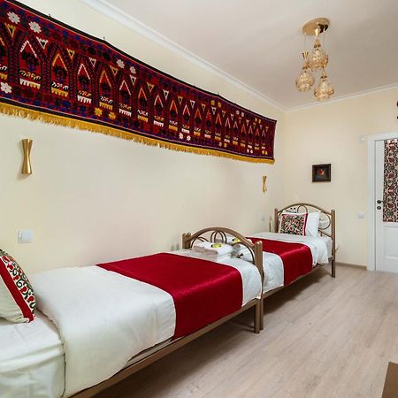 Green Yard Boutique Guesthouse 塔什干 外观 照片