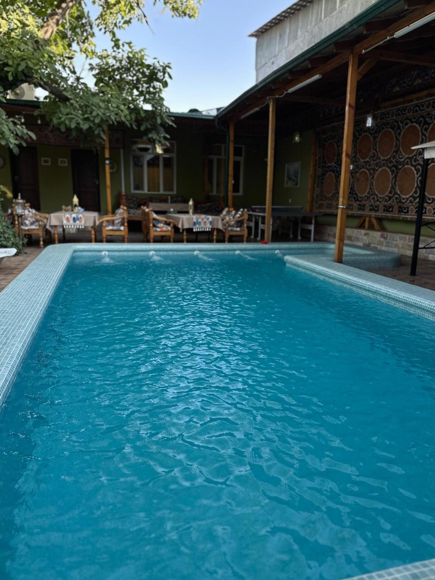 Green Yard Boutique Guesthouse 塔什干 外观 照片