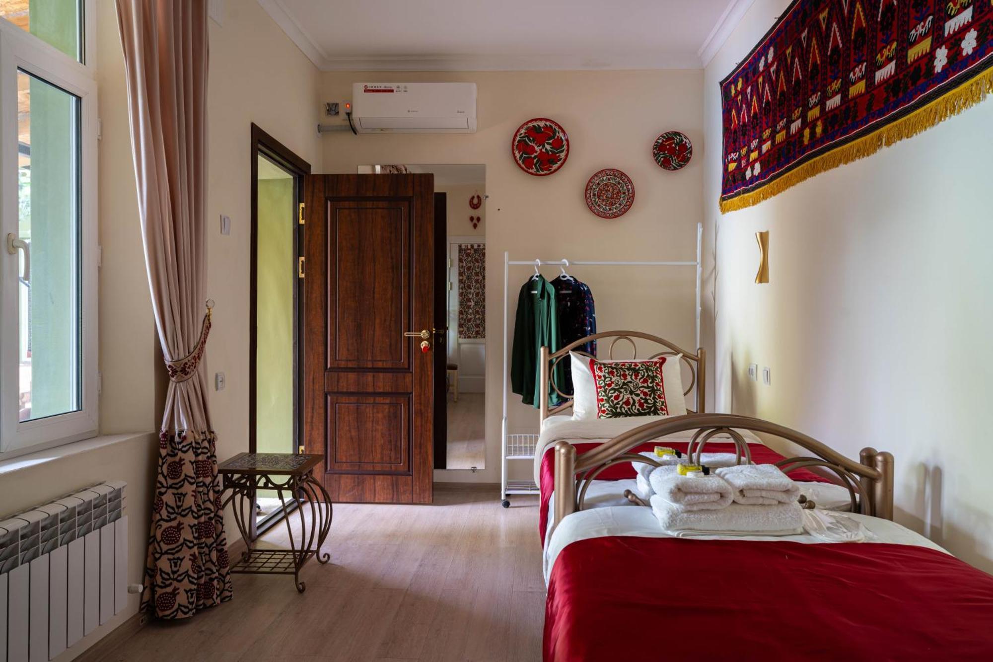 Green Yard Boutique Guesthouse 塔什干 外观 照片