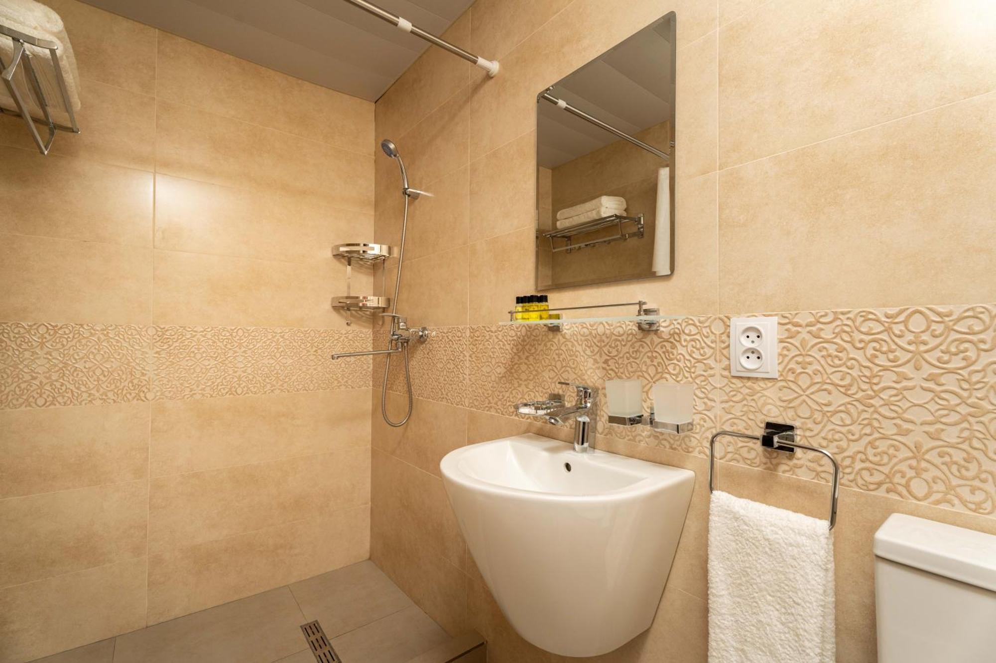 Green Yard Boutique Guesthouse 塔什干 外观 照片
